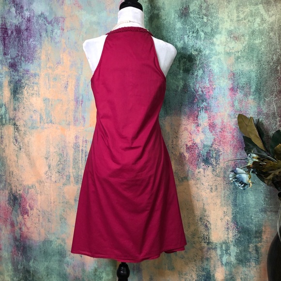 🔍🔍 Converse Hot Pink  Dress w/ ruffle elements - Picture 2 of 7